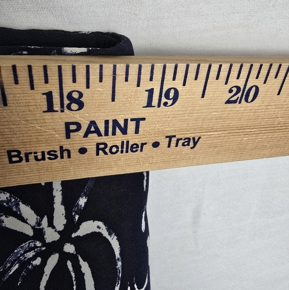 NWT Lauren Ralph Lauren Floral Navy 100% Silk Skirt Sz XL - Picture 6 of 8